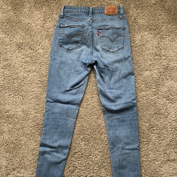 Jeans - Picture 2 of 5